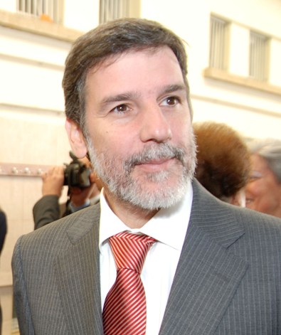 Luis Correia 1