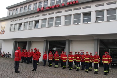 Idn Oito Bombeiros 01