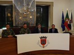 Militares