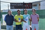 Tenis