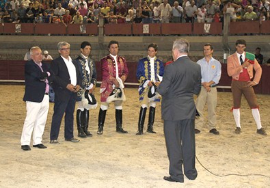 net corrida apoia bombeiros.jpg